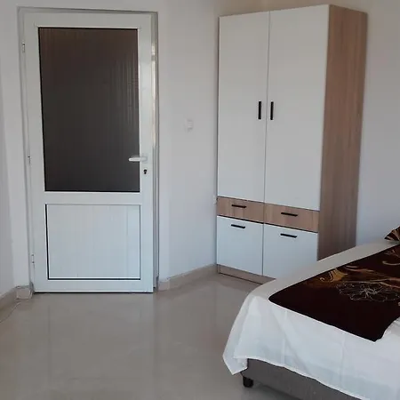 Bogoridi Apartment
