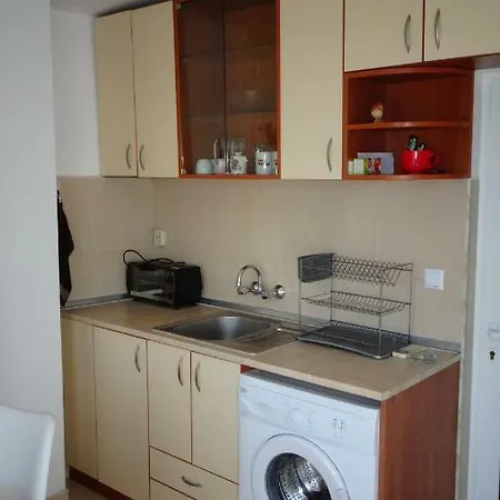 Apartament Bogoridi *