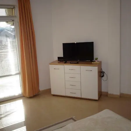 Apartament Bogoridi *